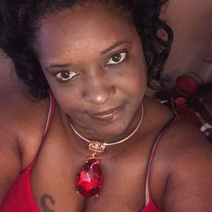 Meet your Posher, Delcina